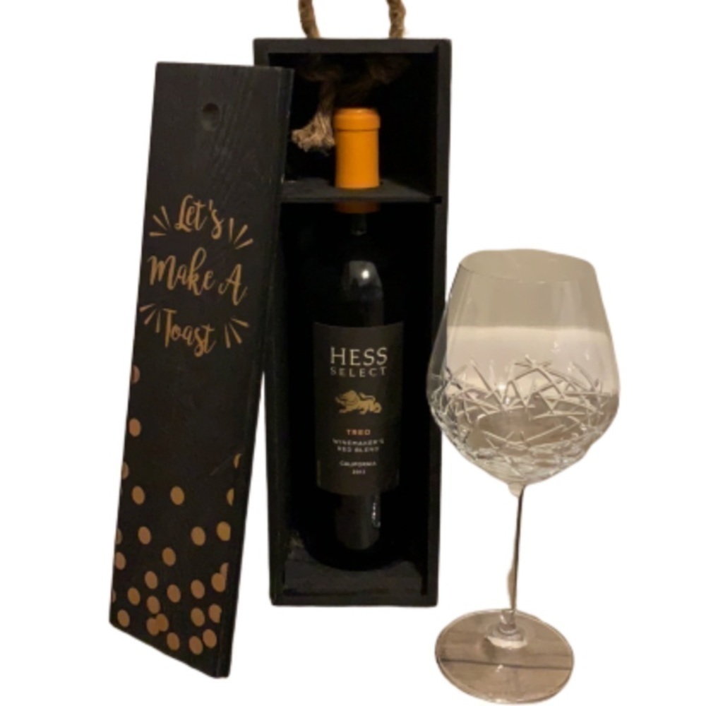 MChampagne or wine bottle carrierā